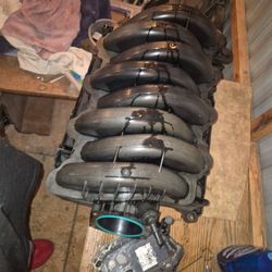 Intake Manifold 2022 Chevy Silverado 2500 HD 6.6L V8 