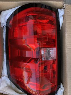 2015 Chevy Silverado 1500 Tail Light