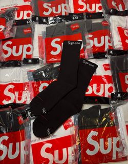 Supreme Socks