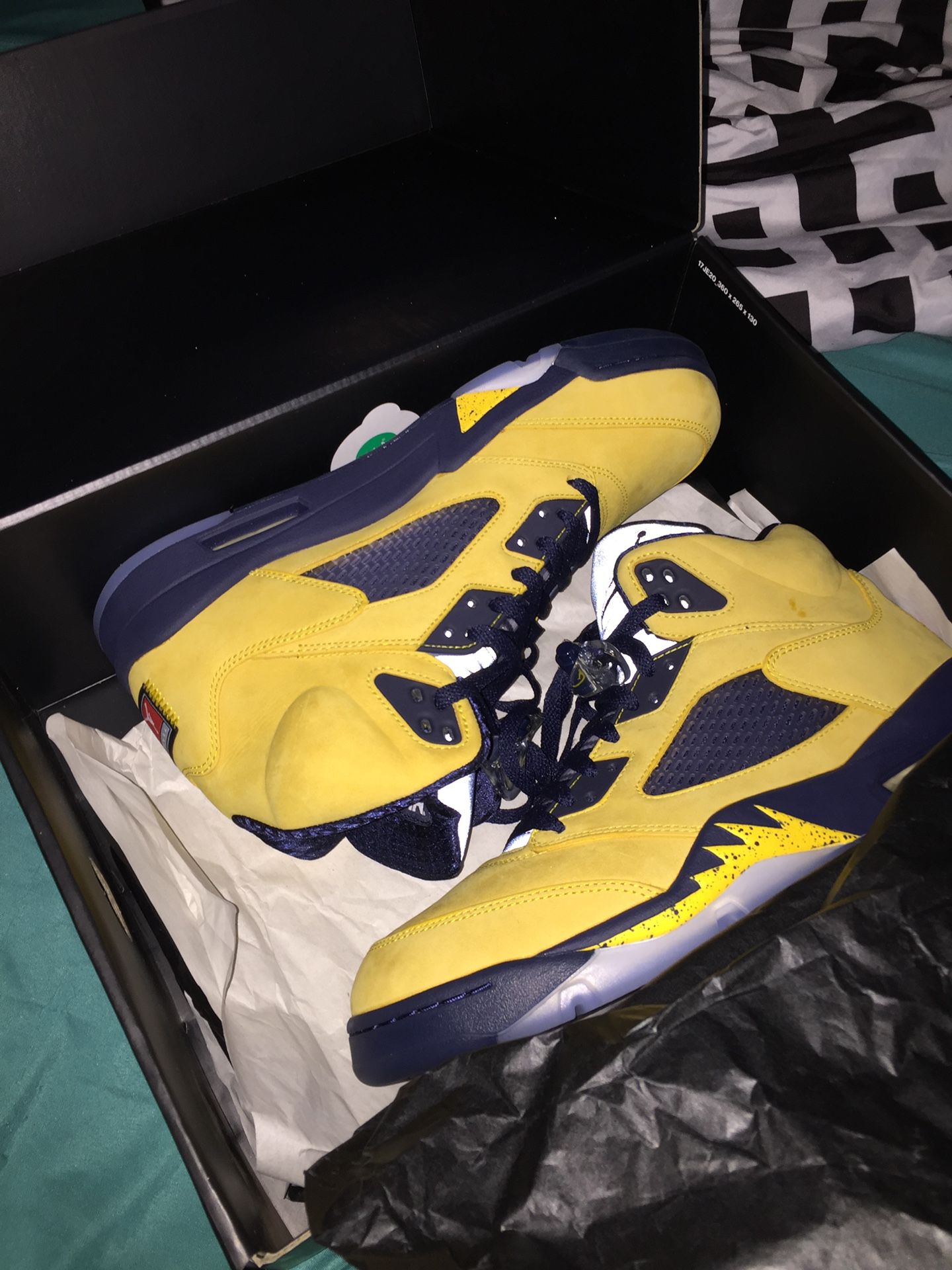Jordan 5 Retro Michigan Men&rsquo;s shoes - Men&rsquo;s shoes