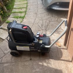 Compressor 8 Gallons Use 3 Times