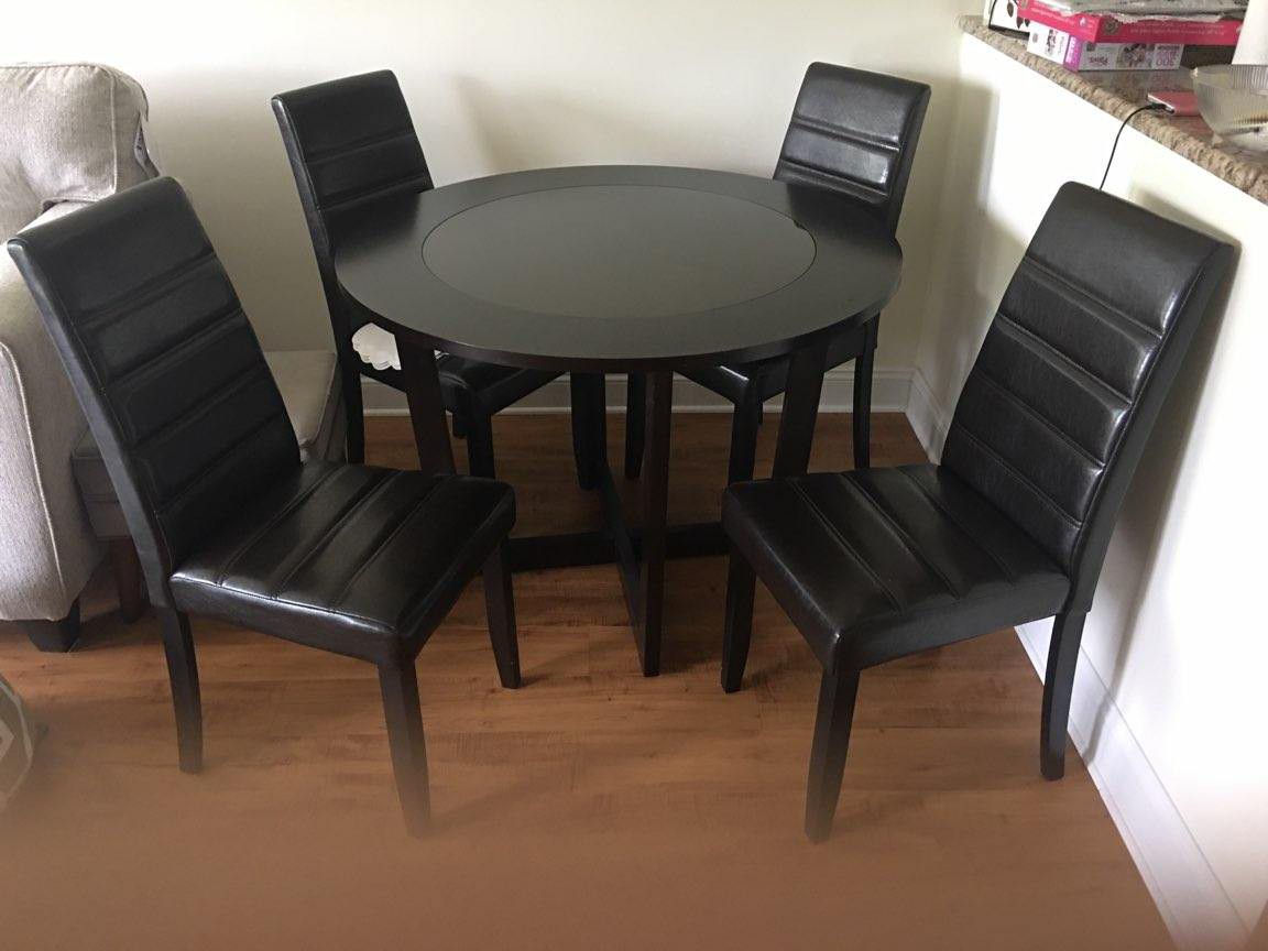 Round Wood & Glass Dining Table with 4 Cushioned Leather Chairs