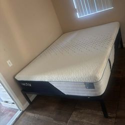 Queen Posturpedic Bed