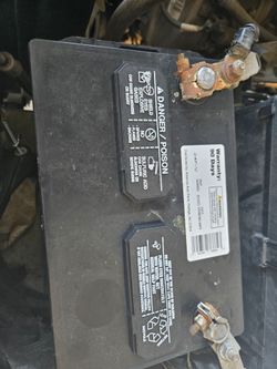 NEWER USED TOP POST TUNDRA  BATTERY