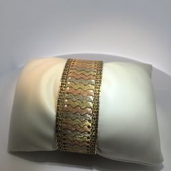 14K 3-tone lady’s gold fashion bracelet 