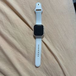 Apple Watch Series 8 (45mm)