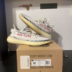 Yeezy 350 Zebra