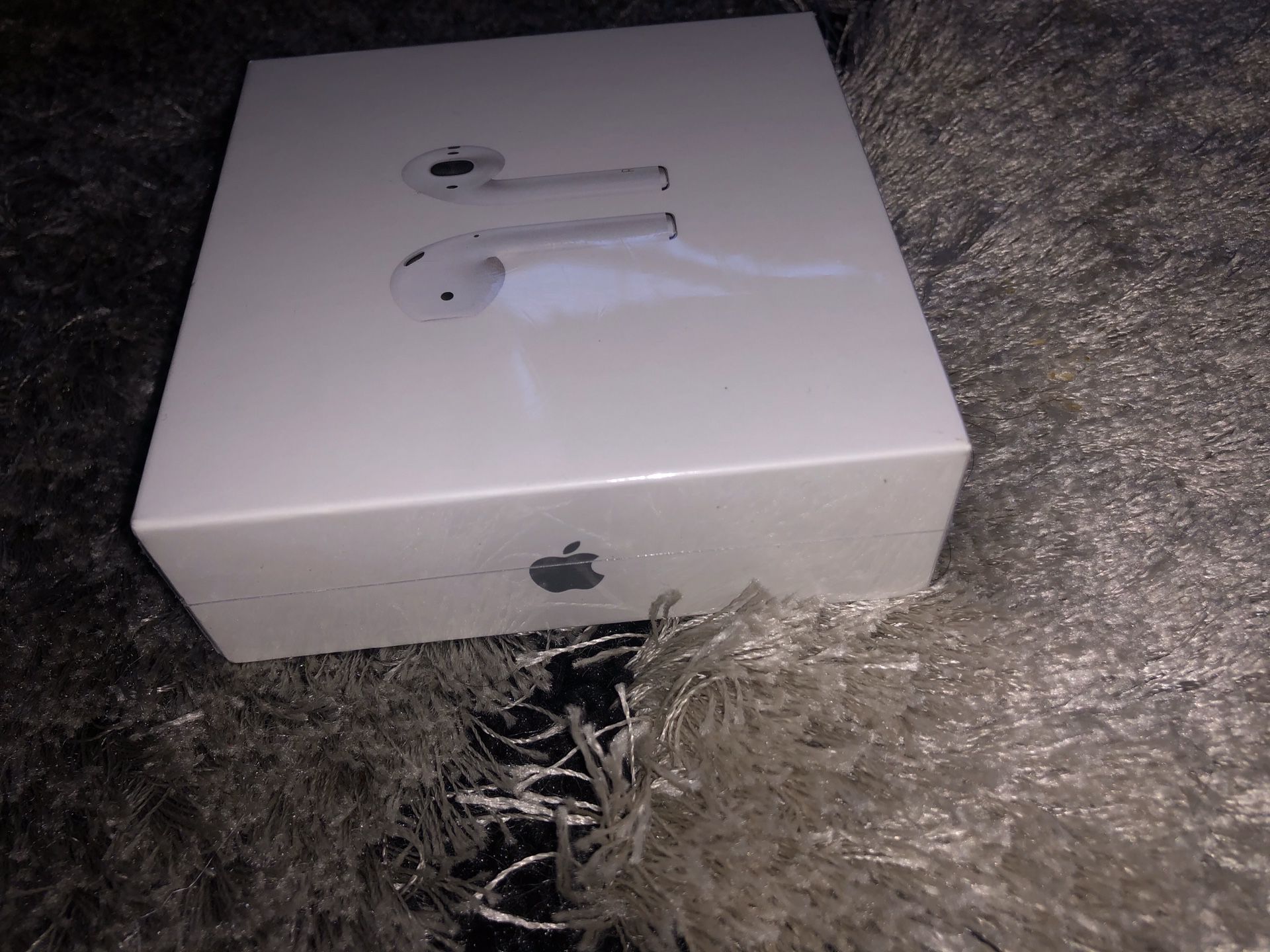 APPLE AIRPODS BRAND NEW IN CASE NEVER OPENED