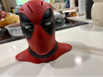 Deadpool knife holder