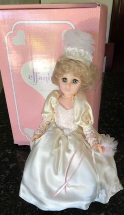 Edda bee Porcelain doll