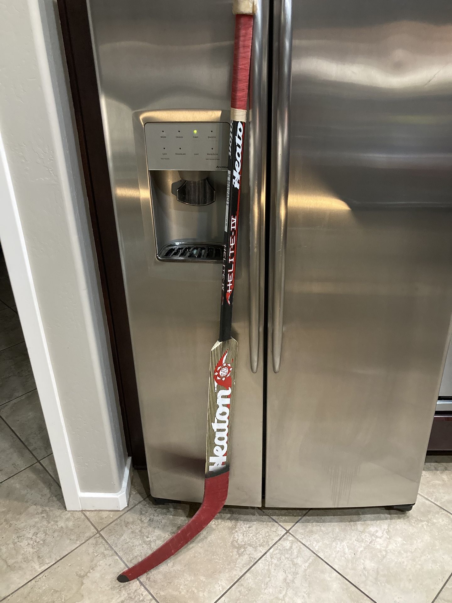 🏒 Vintage Heaton Helite IV Hockey Goalie Stick – Norm Maracle – 1997