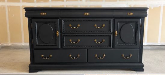 Beautiful sideboard/console table