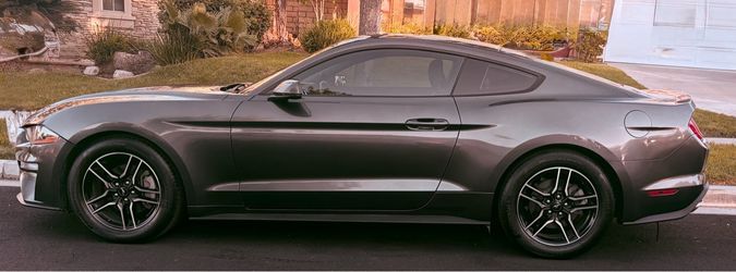 2018 Ford Mustang EcoBoost Premium