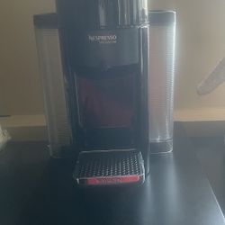 Nespresso Verteo Model With Capsule Tray