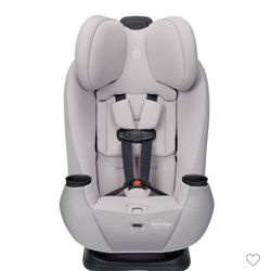 Gently Used Maxicosi PRIA car seat in Purple! 💜