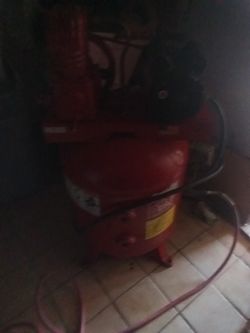Air compressor