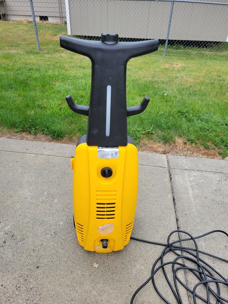 Steele 1800 PSI Pressure Washer