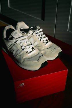 New Balance Classic 574 - Size 9 (Women’s Size 10.5)