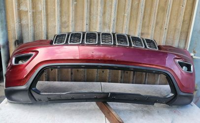 2017-2021 Jeep Cherokee Front Bumper Cover OEM
