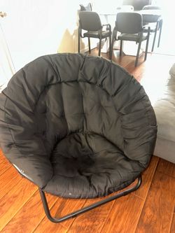 Oversized foldable chair
