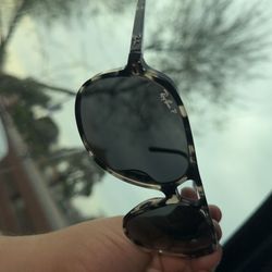 Tortoise shell black and grey ray ban sunglasses