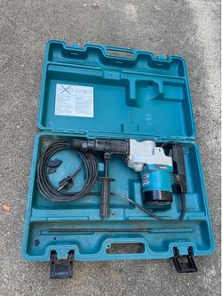 Makita Rotary hammer hr3851