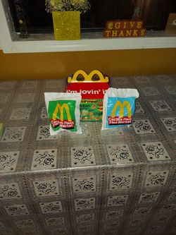 Mcdonald's Cactus Flea Market Adult Kids Meal Box And 2 Unopened Toys