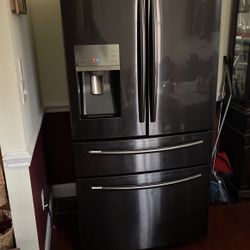 Samsung High End Refrigerator 