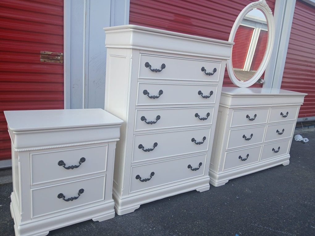 Dresser with mirror and tall dresser and nightstand
in good condition