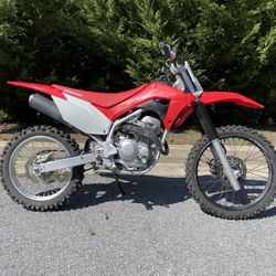 2019 Honda CRF 250 F Dirt Bike