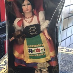 Vintage Traditionally Dressed Italy Doll