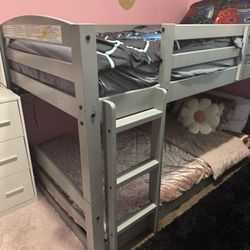 Bunk bed