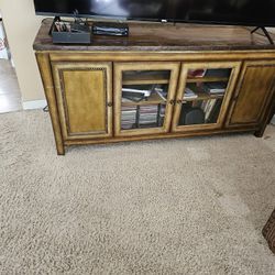 TV Stand / Entertainment Center