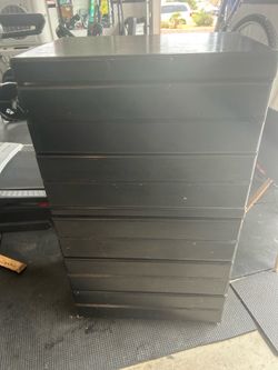 Free black dresser