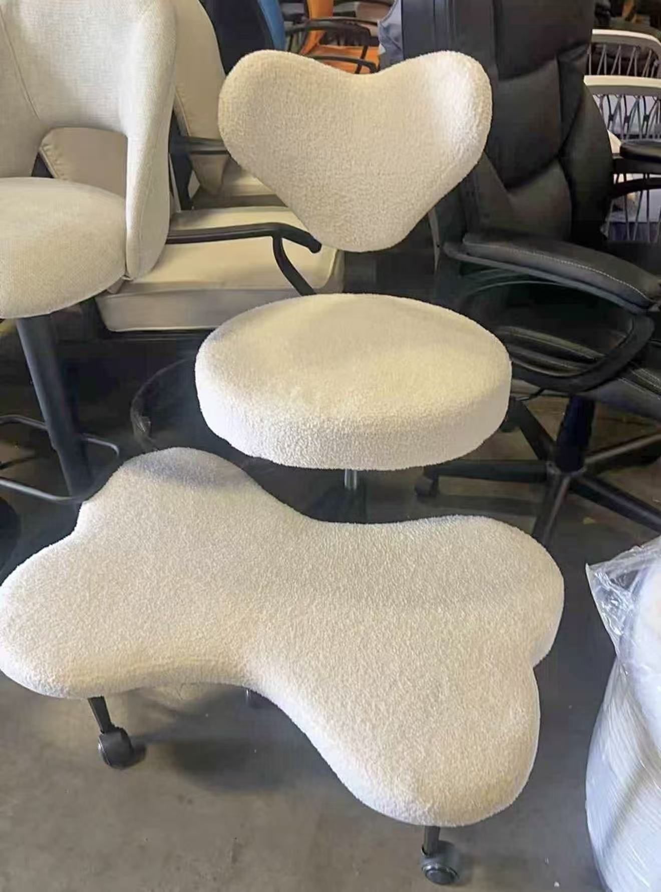 Cross Legged Chair 360° Swivel Meditation Chair with Wheels Teddy Fabric Off White $80