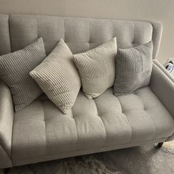 Lightly used 3 Piece Set/ Light gray And coffee Table