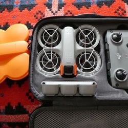 DJI Neo Fly More COMBO, Mini Drone 4K UHD Camera - USED TWICE - EXTRAS