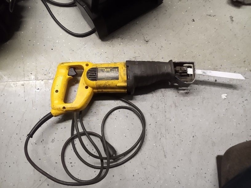 Reciprocating saw , -dw303m DeWalt