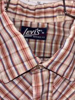 Vintage Levi’s medium cowboy shirt pearl buttons