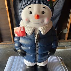 Outdoor Snowman Holiday Decoration – Home Depot – As Is- light does not turn on