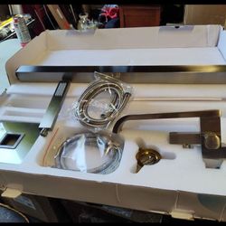 Bwe Freestanding Floor Mount Bathtub Filler Faucet With Handsprayer In Brushed Nickel