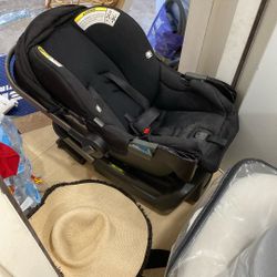Nuna Car Seat And Base