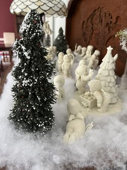 33+ Snow Baby Village … Most In Excellent Condition Thumbnail