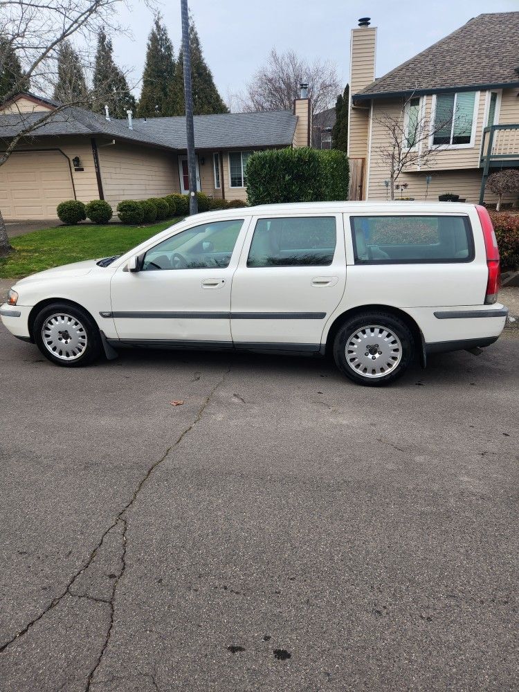 2001 Volvo V70
