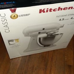NEW KITCHEN AID MIX3R!