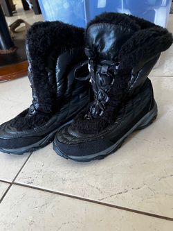 black The North Face Nuptse fur winter boots