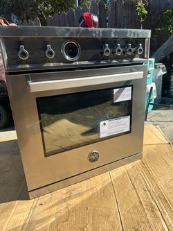Bertazzoni Stove