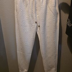 Lv Sweats