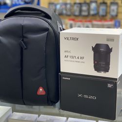 Fujifilm X-S20 Camera Bundle