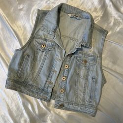 Women’s Jean Jacket Size M